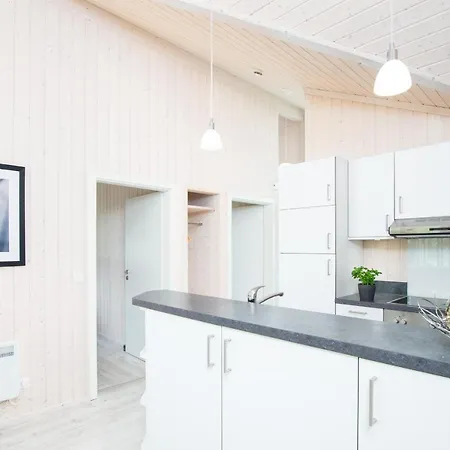 2 Sea C 40 * Großenbrode